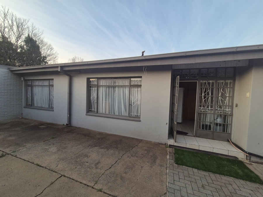 4 Bedroom Property for Sale in Wolmaransstad North West